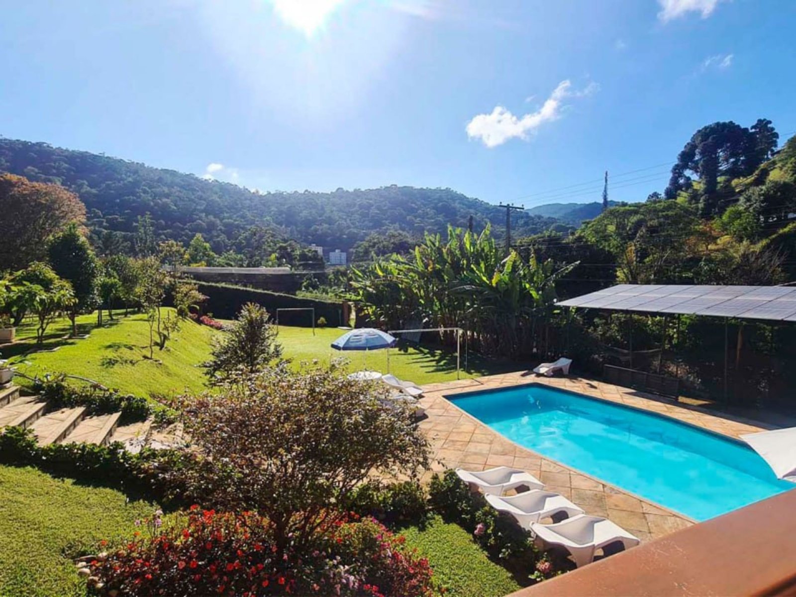 Conheça a Villa Grega em Teresópolis